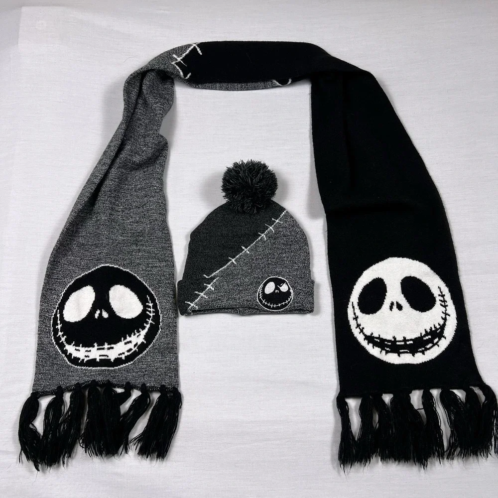 Disney NBC Jack Skellington Beanie Scarf Set Pom Pom Gothic Accessory Patchwork
